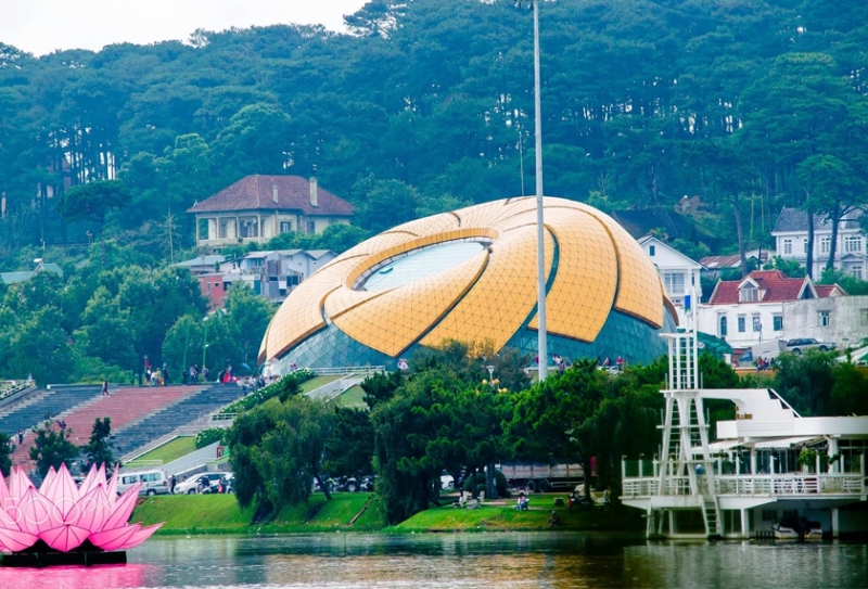 Đà Lạt - Thành phố ngàn hoa